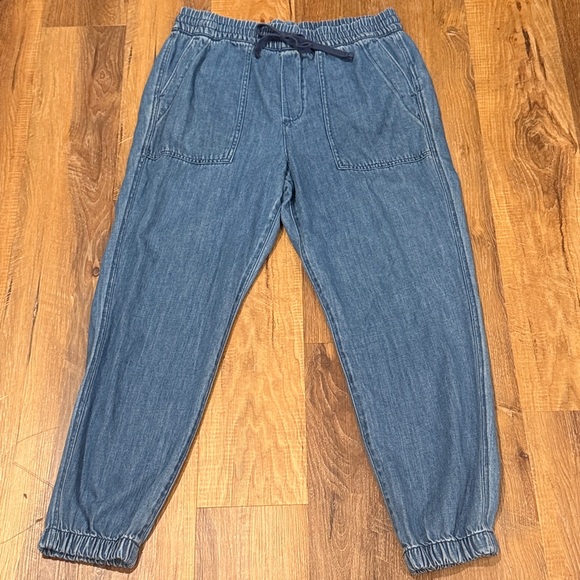 GAP Women’s Utility Joggers (Color: Blue Denim) (Size: Medium)(EUC) - Picture 3 of 13